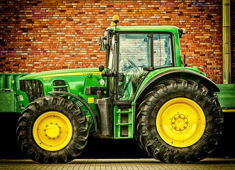 tractor-2077639__340